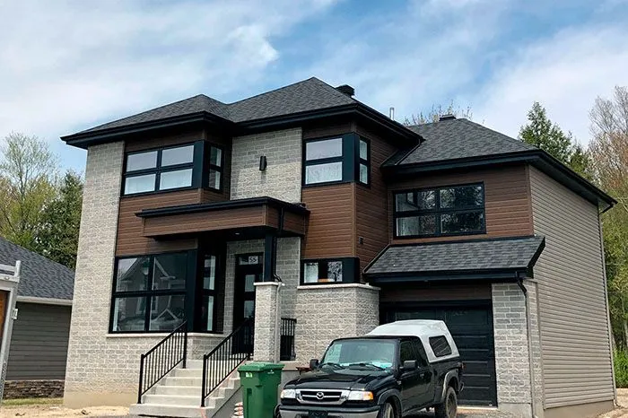 Revêtement et gouttières — réalisation Aluminium Sauvé, Laurentides