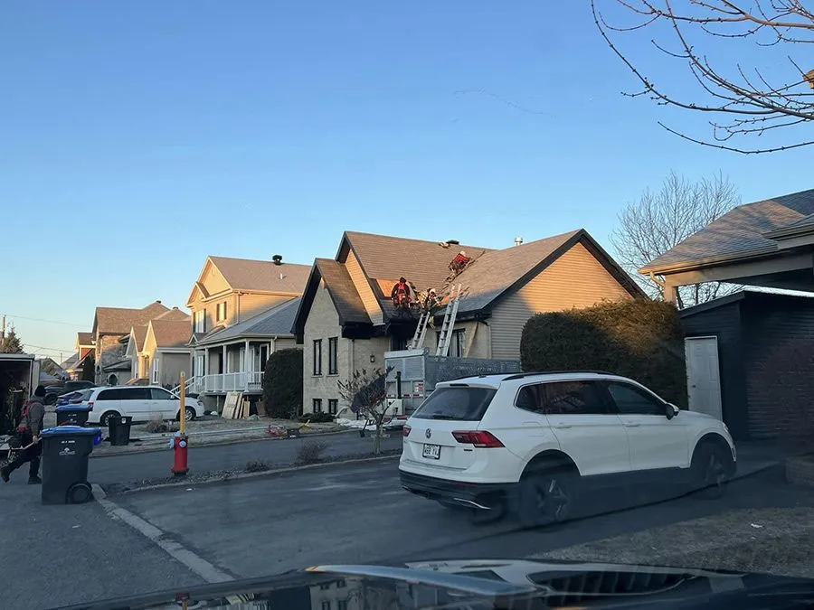 Protège-gouttières Alu-Rex — réalisation Demco Canada, grande région de Montréal