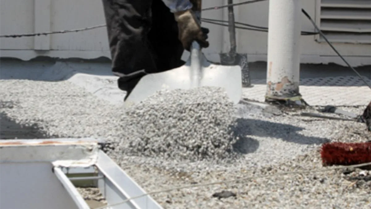 Toiture asphalte et gravier — Demco Canada, Montréal
