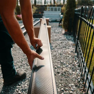 Hero slide 3