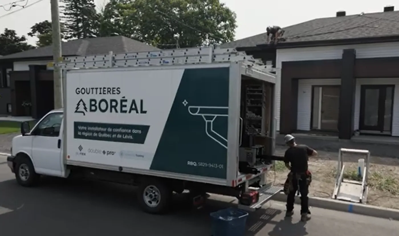Installation de gouttières adaptée à votre maison par notre équipe locale