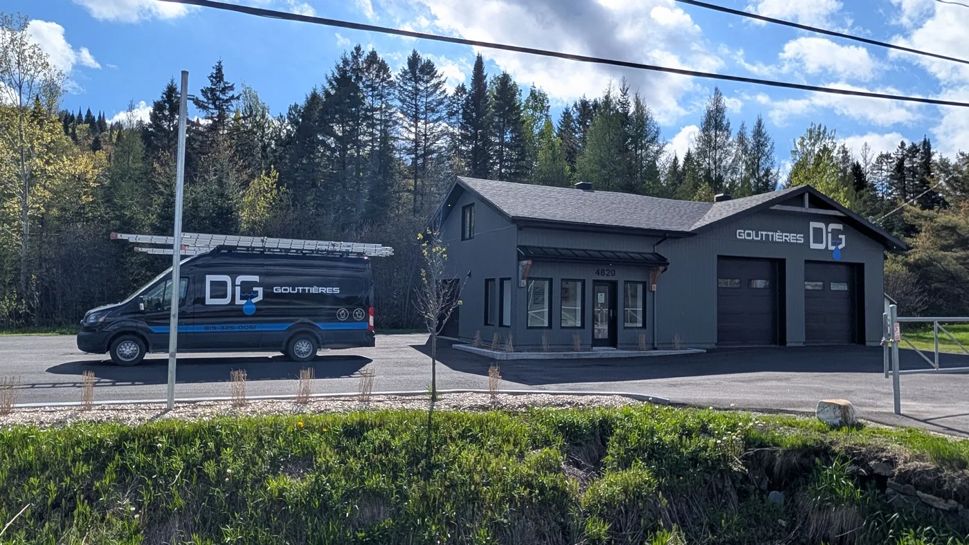 Installation de gouttières adaptée à votre maison par notre équipe locale