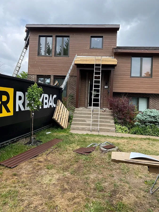 Protège-gouttières — projet Gouttières et Revêtements BP, Montérégie