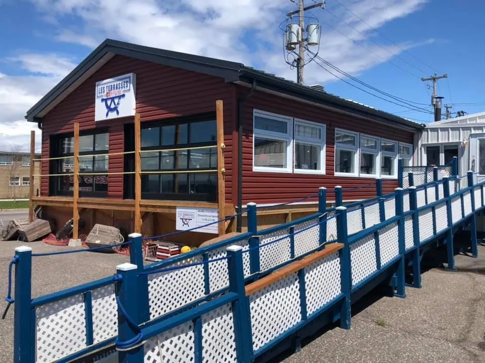 Soffite et gouttières — réalisation Gouttières Côte-Nord, Sept-Îles