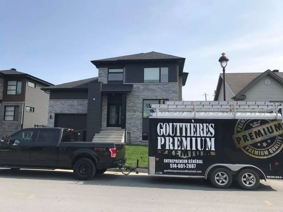 Gouttières sans joint — projet Gouttières Premium, Longueuil
