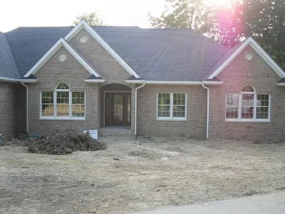 Site work & exterior finish — Hunt's Seamless Gutter, Potomac AB