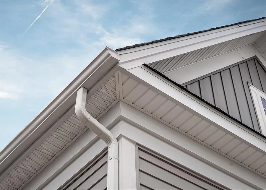 Exterior project detail — iTrough Inc., Aylmer AB